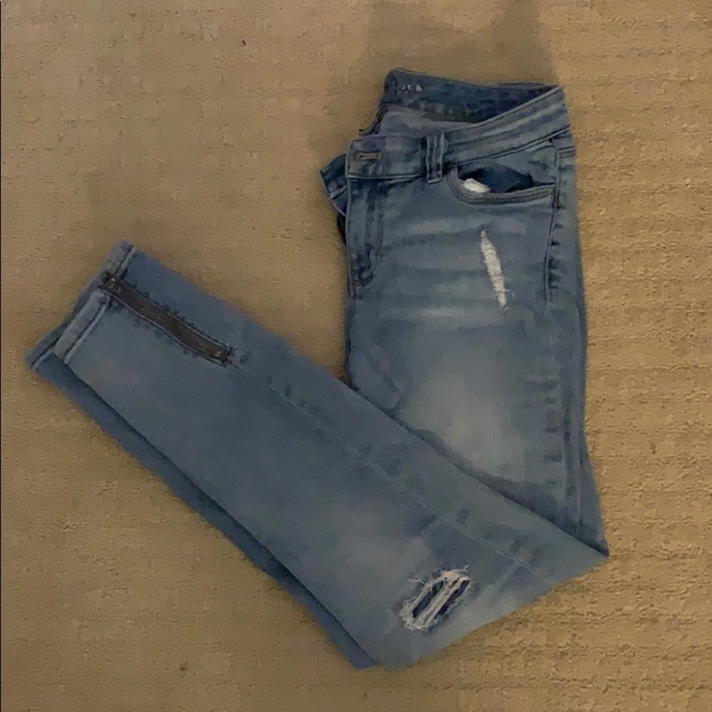White House Black Market distressed jeans